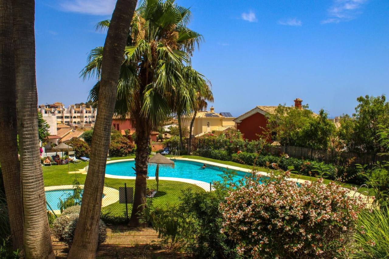 Golf Resort Torrequebrada Benalmádena Exteriör bild